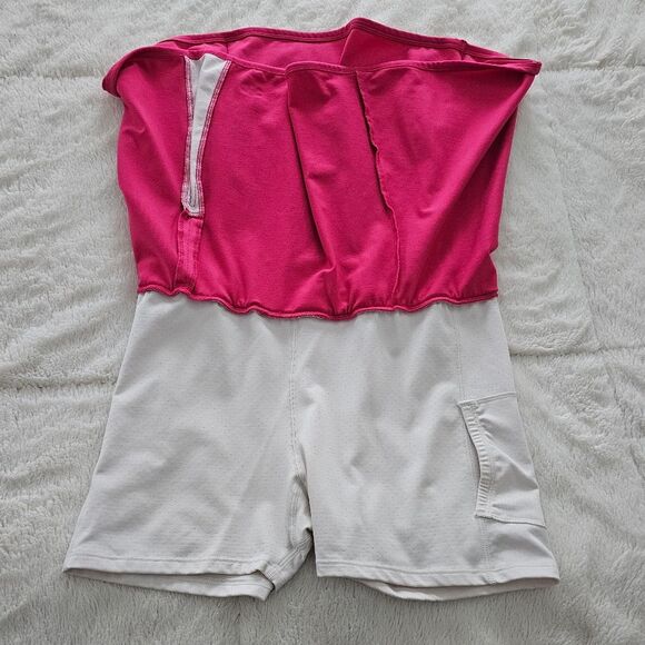 Under Armour Pink/White Mini Tennis or Pickleball Skort. Size Medium - Picture 3 of 4